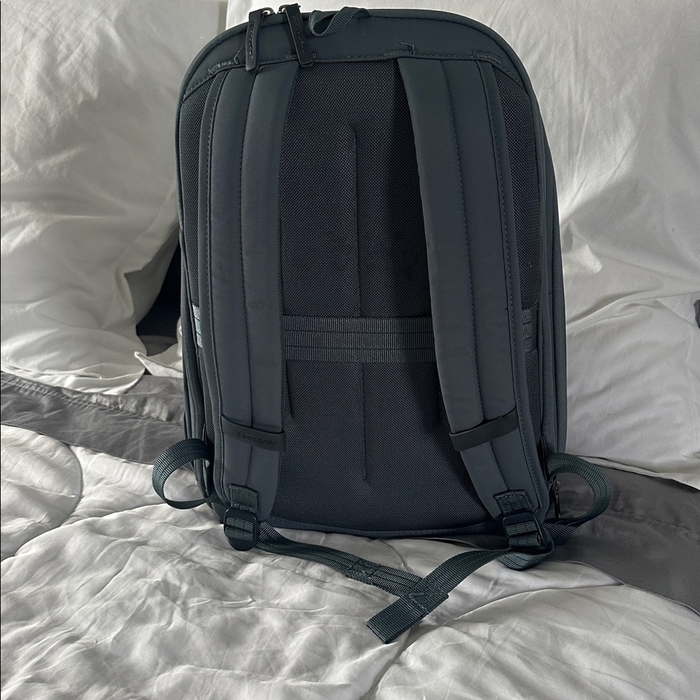Samsonite Slate Backpack - Picture 6 of 9